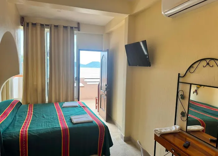 Sol * Zihuatanejo